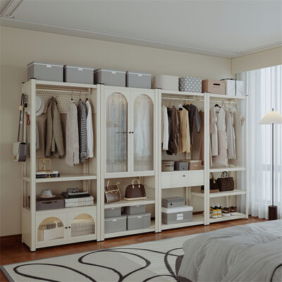 Μεταλλικό ντουλάπι αποθήκευσης σχεδιασμένο για εκμετάλλευση χώρου με ρυθμιζόμενα ράφια, γερό πλαίσιο και μηχανισμό κλειδώματος